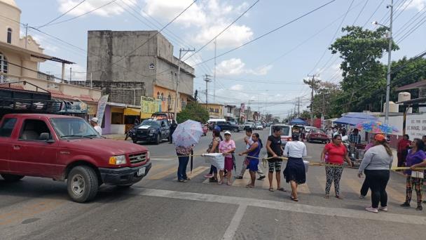 De Nuevo Padres De Primaria En Indeco Cierran Avenida Por Obra Inconclusa