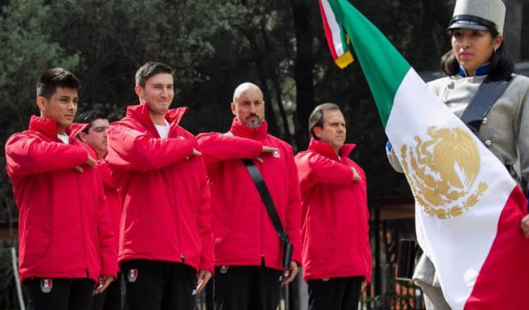 Abanderan a atletas mexicanos rumbo a Juegos Olímpicos de Invierno