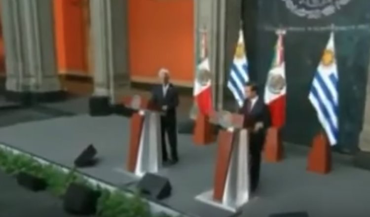 Confunde Peña Nieto a Uruguay con Paraguay