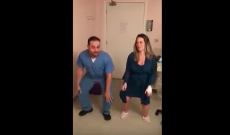 Mujer embarazada y médico brasileño bailan antes del parto