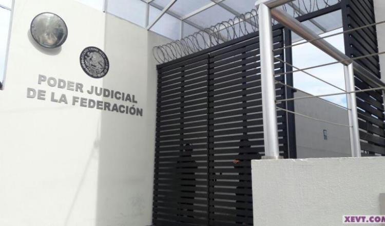 Comparece Pedro Landero ante Juzgado de Distrito por desacato a mandato de la Corte