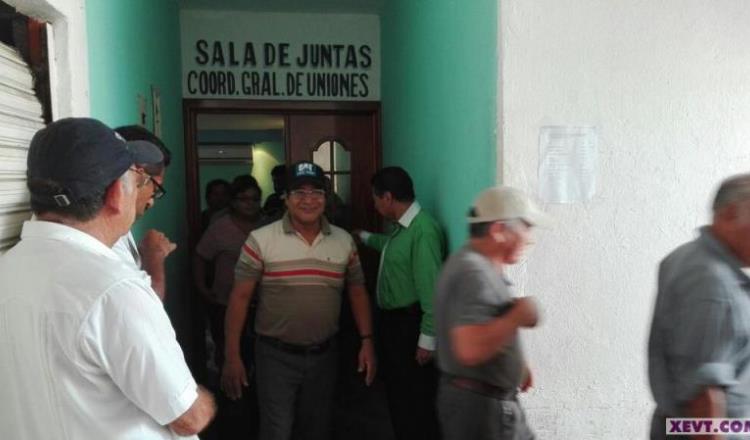 Locatarios del Pino Suárez insisten en reubicación en enero