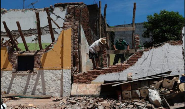 Confirman dos muertos por réplicas de sismos en Oaxaca