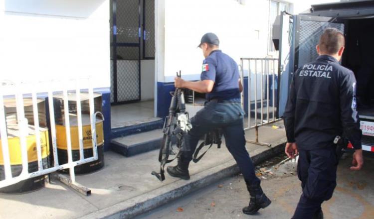 Aseguran banco de armas en Cunduacán ante paro de policías