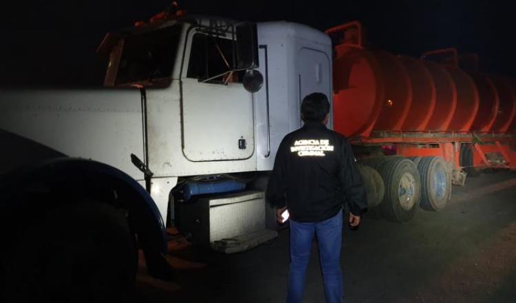 Aseguran pipa con hidrocarburo robado en la Cárdenas-Villahermosa
