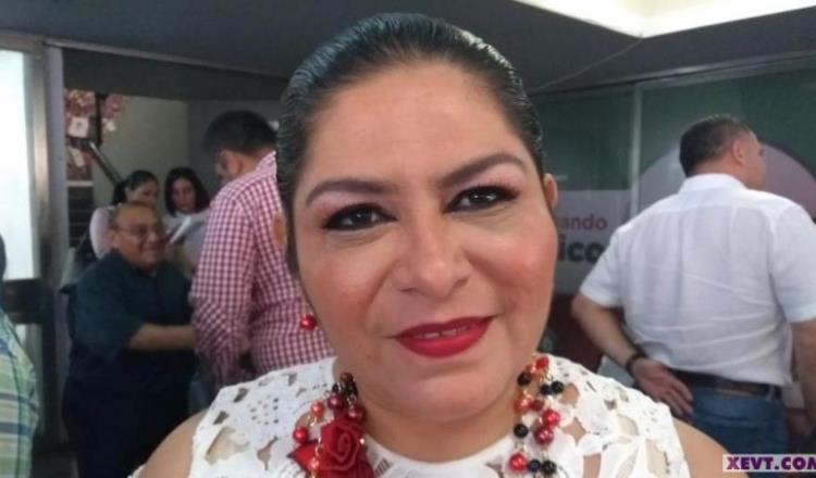PGR aprehende a la ex alcaldesa de Centla, Gabriela López Sanlucas, por agravio a periodista