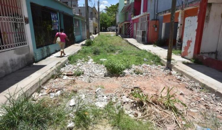 FOTOGALERÍA: Les pusieron drenaje pero los dejaron sin calle en Indeco