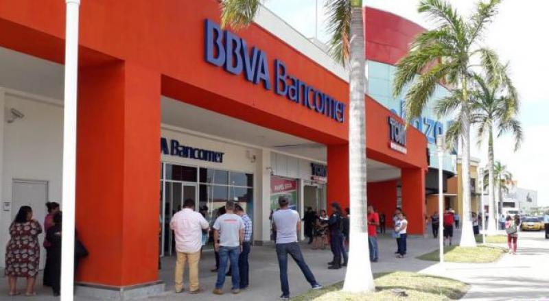 Baja Moody’s ahora perspectiva económica de 7 bancos mexicanos