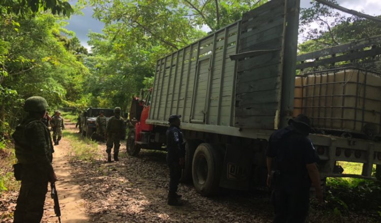Asegura Ejército 104 mil litros de combustible ilícito en la Chontalpa