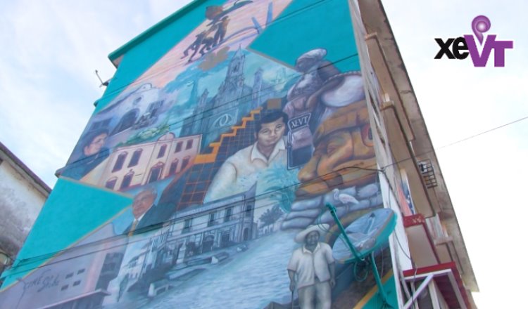 Inauguran mural de personajes emblemáticos en Ciudad de Colores