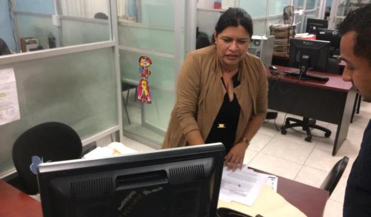 Demanda Elsy Lidia Izquierdo a compañero pevemista por acusarla de corrupción