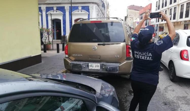 Automovilista infractor insulta a policías de Tránsito; SSP los reconoce por actuar correctamente
