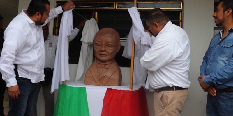 Esperan detonación turística en SLP, tras memes de busto de Benito Juárez 