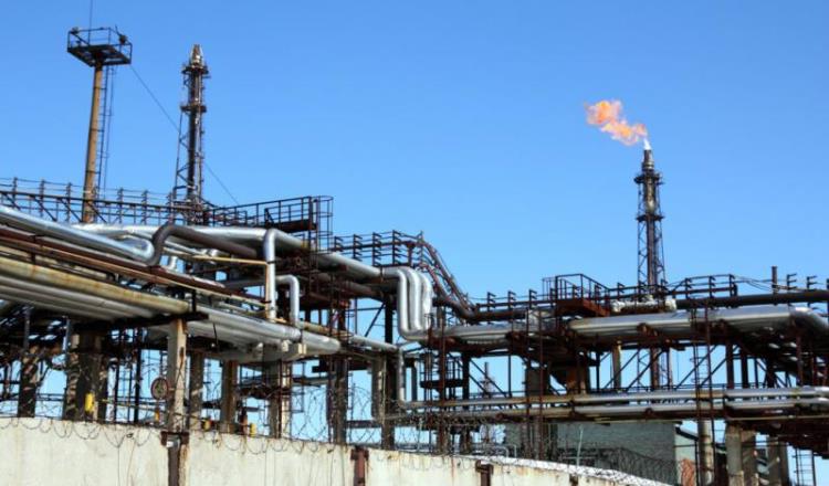 Reconoce Morena que podrían tumbar Ley de Obras para asignaciones directas en refinería