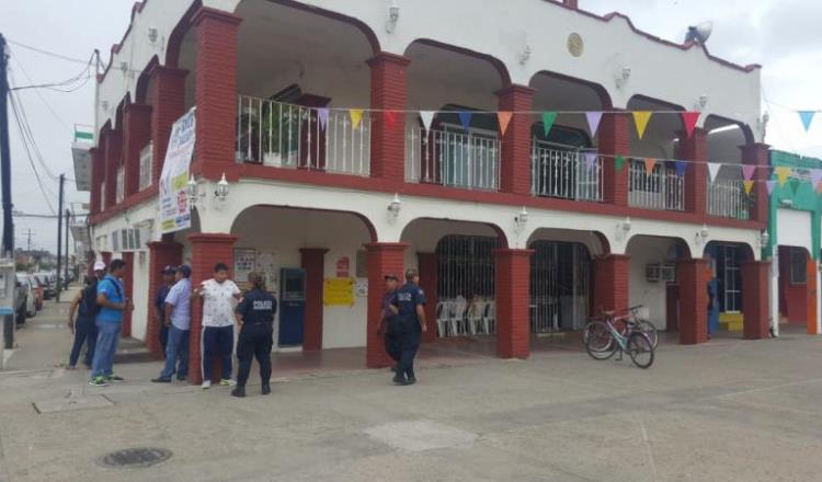 Despide ayuntamiento de Jalapa a 120 sindicalizados… y se manifiestan
