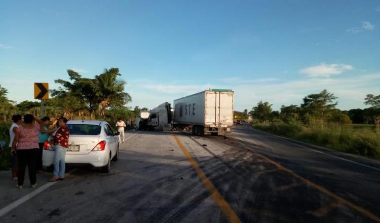 Deja accidente 2 muertos en la Frontera-Ciudad del Carmen