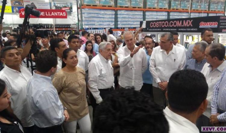 Inauguran tienda Costco Villahermosa; coinciden en el evento Adán y Gaudiano