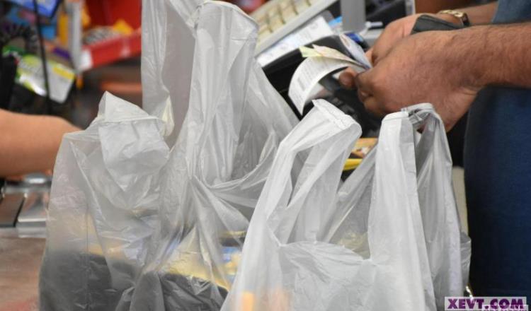 Anuncia Bienestar que retomarán operativos contra el uso de bolsas de plástico, popotes y unicel; también multarán a proveedores