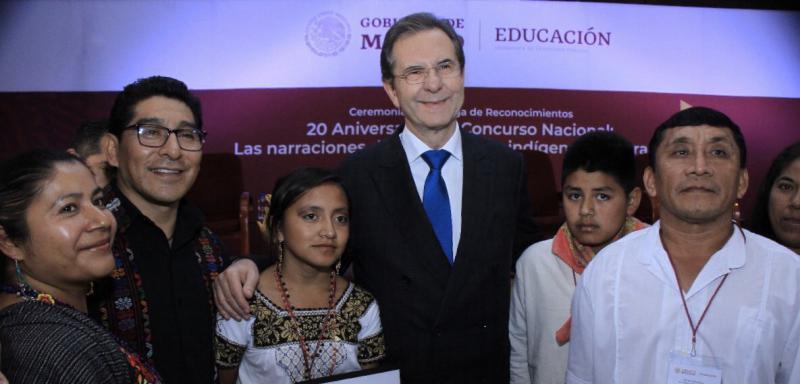 En el Día Internacional de la Educación, Esteban Moctezuma resalta el trabajo hecho en México