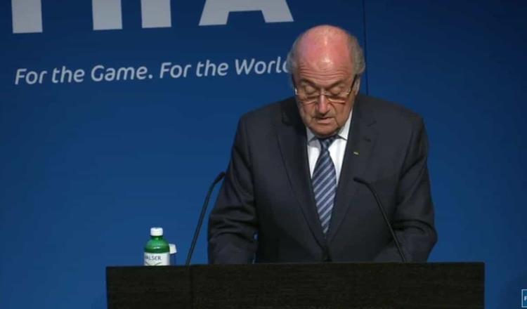Joseph Blatter, dispuesto a comparecer por escándalos en FIFA