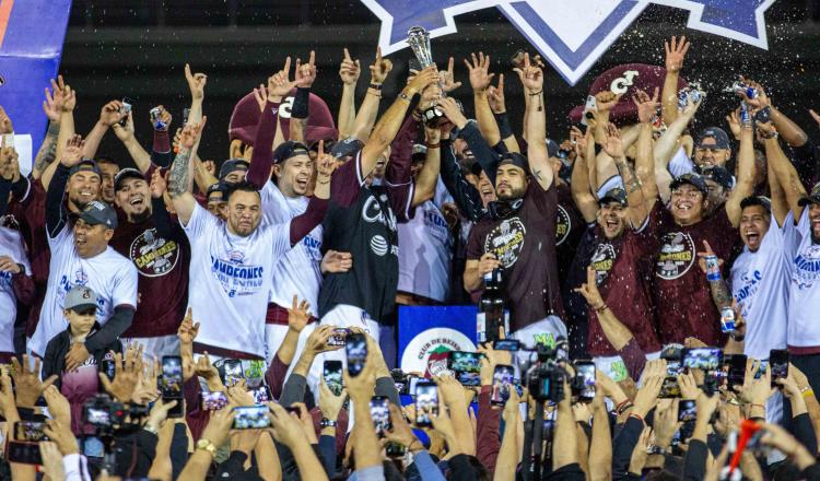 Felicita AMLO a los Tomateros por ganar la Liga Mexicana del Pacífico