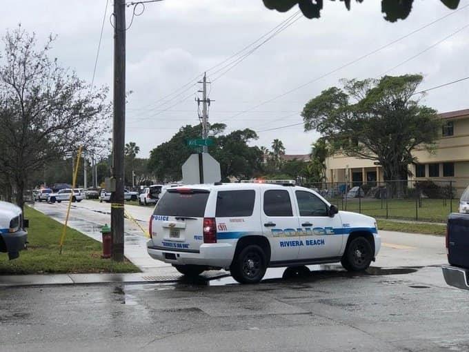 Balacera en Iglesia de Florida deja 2 muertos