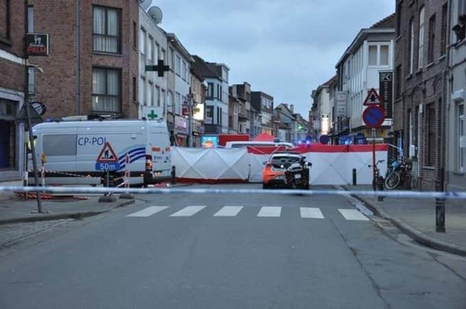 Mujer ataca con un cuchillo a dos personas en Gante Bélgica