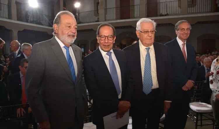 Reconoce Carlos Slim logros en materia económica de AMLO