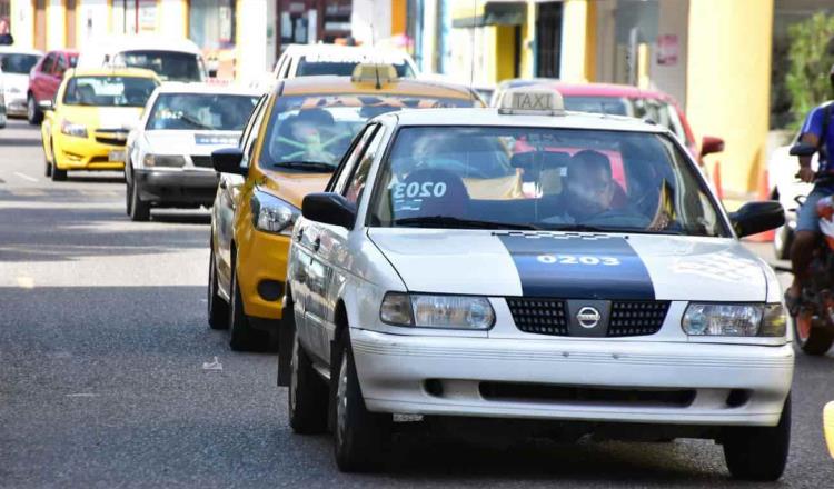 Capacitan a 4 mil taxistas de Centro para que ofrezcan servicio de excelencia