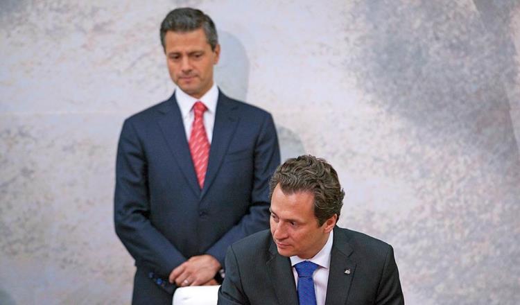 Gobierno de México investiga a EPN por sobornos ligados a Lozoya, revela The Wall Street Journal