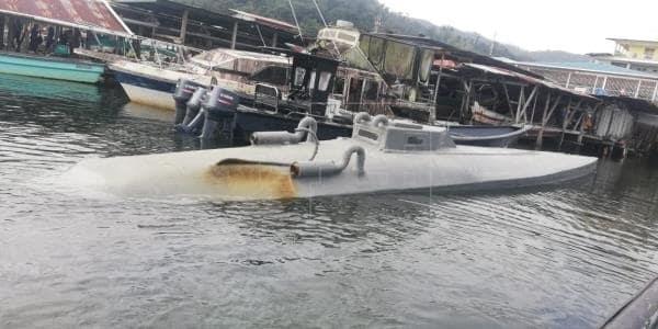 Decomisan en Panamá un submarino con 5 toneladas de droga