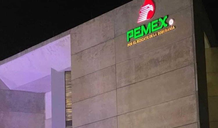 Analiza López Obrador cancelar contratos otorgados por Pemex a Odebrecht en 2010