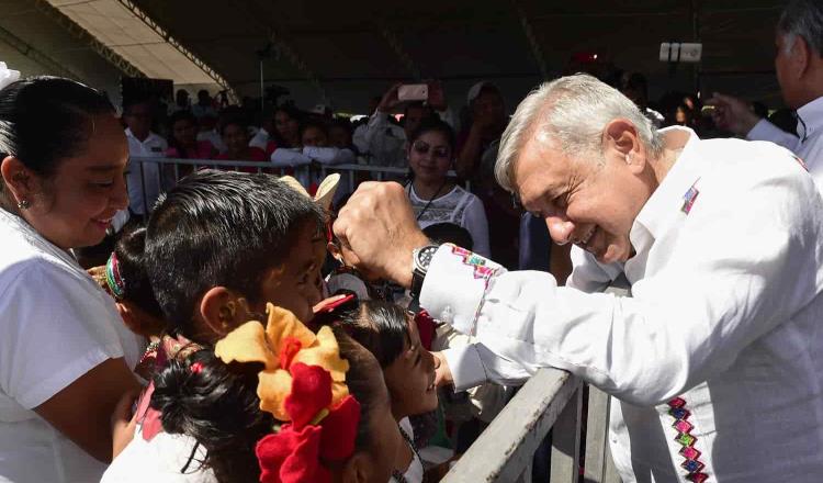 Garantiza el Presidente agua potable y servicio médico de calidad para Villa Benito Juárez