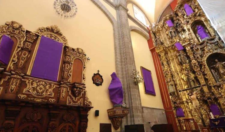 Iglesia de la CDMX cubre imágenes de vírgenes y santas en apoyo a mujeres