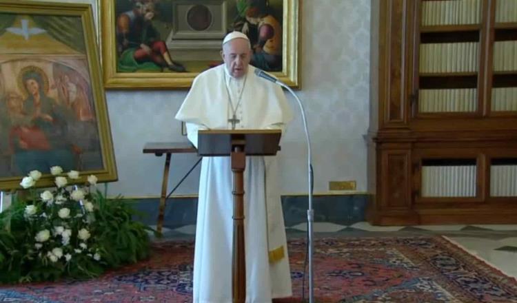 Por coronavirus, el Papa Francisco transmite en video el rezo del ángelus