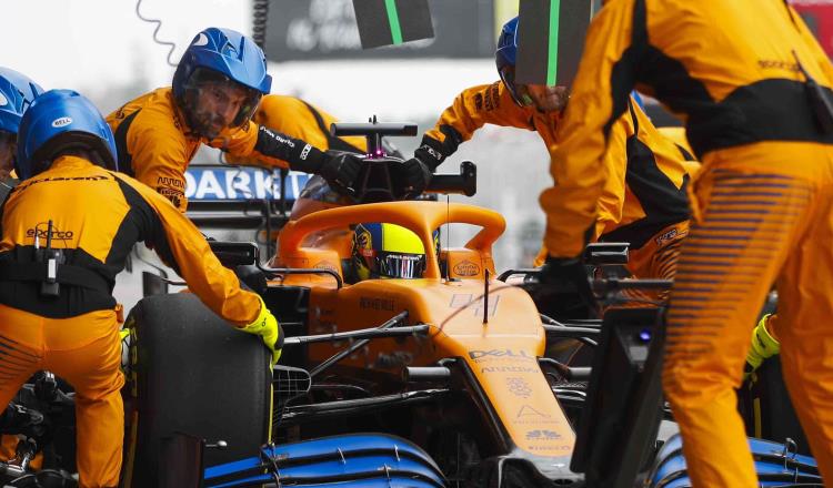 Miembros de McLaren y Haas de la F1 tienen Covid-19