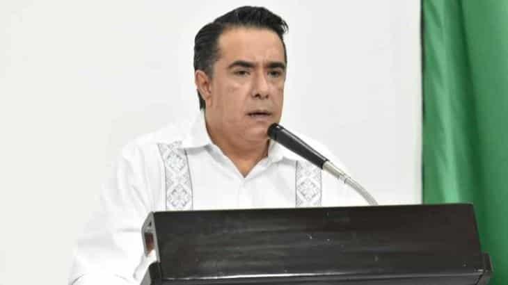 Tras renunciar al PVEM, quitan a Carlos Mario Ramos presidencia de la Comisión de Educación del Congreso