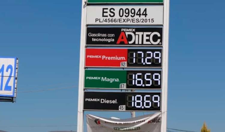 Baja precio de la gasolina en tres estados del país; se vende desde 15 pesos el litro