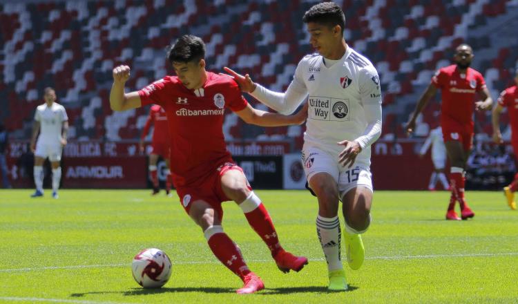 Pone Suinaga renuncia al Toluca sobre la mesa