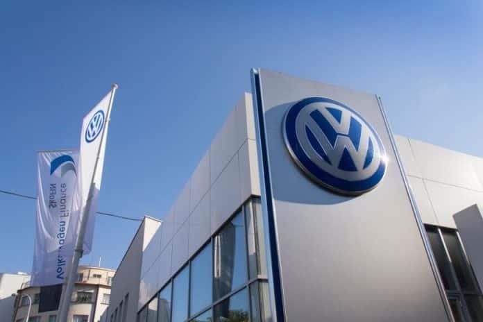 Alista Volkswagen suspensión de producción en toda Europa por Covid-19, en México proveedor da positivo