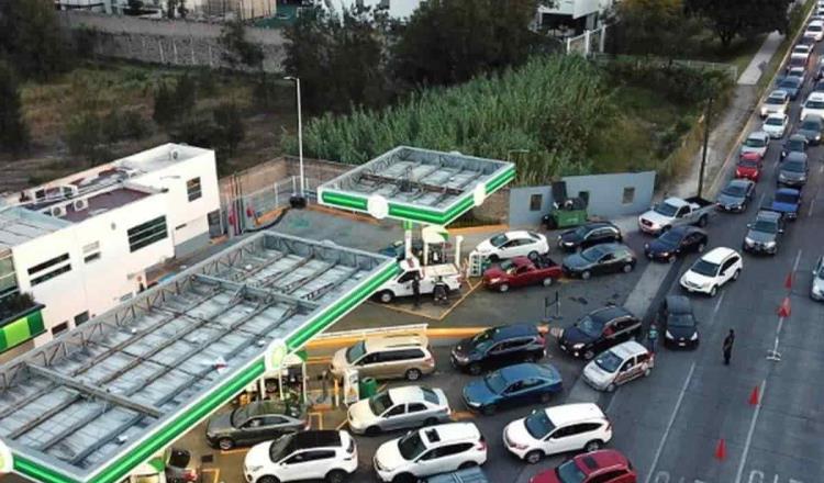 Gasolina regular alcanza los 17 pesos en estaciones de la CDMX