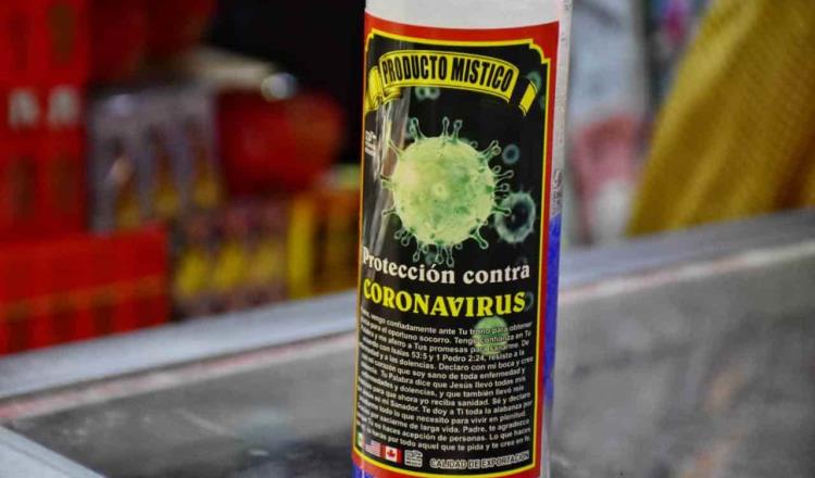 Venden en el mercado Pino Suárez veladora para protegerse del coronavirus