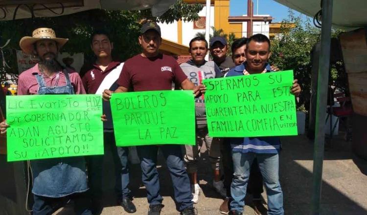 Protestan pacíficamente boleros de Villahermosa al quedarse sin clientes en las calles