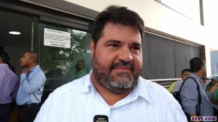 Dan alta al ex alcalde de Comalcalco Héctor Peralta Grappin, tras el atentado en su contra