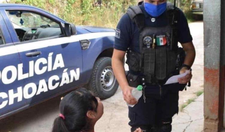 Patrullas de Michoacán usan altavoces para pedirle a la población que se quede en casa