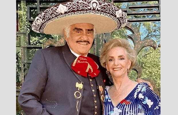 Vicente Fernández se encuentra en cuarentena en su rancho, no tiene coronavirus 