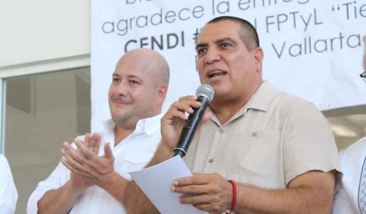 Alcalde de Puerto Vallarta manda cavar 500 fosas para que el Covid-19 ‘no los agarre desprevenidos’