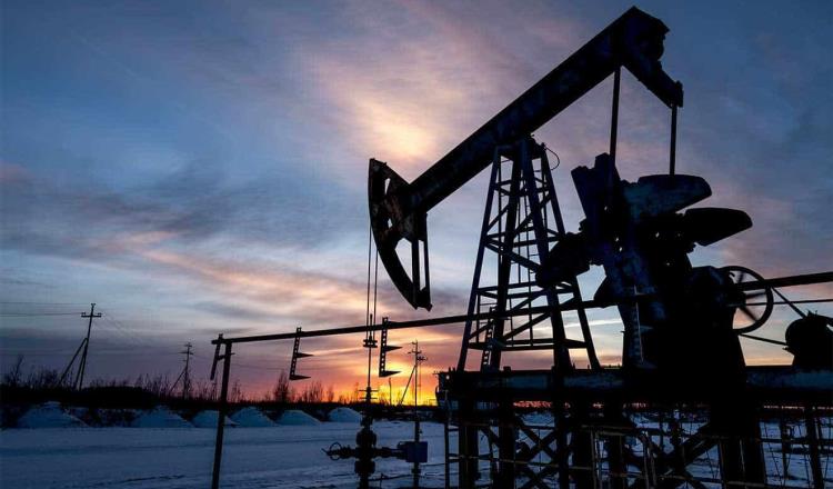 Precio de petróleo registra recuperación de casi 10% en el costo del barril