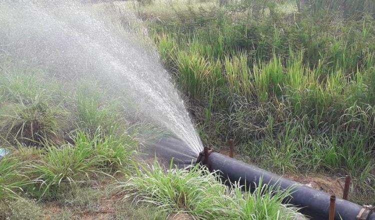 Piden reparar fuga de agua en la Villahermosa-Frontera