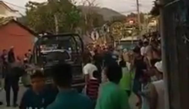 Peregrinación en Oaxaca deja dos personas heridas de bala